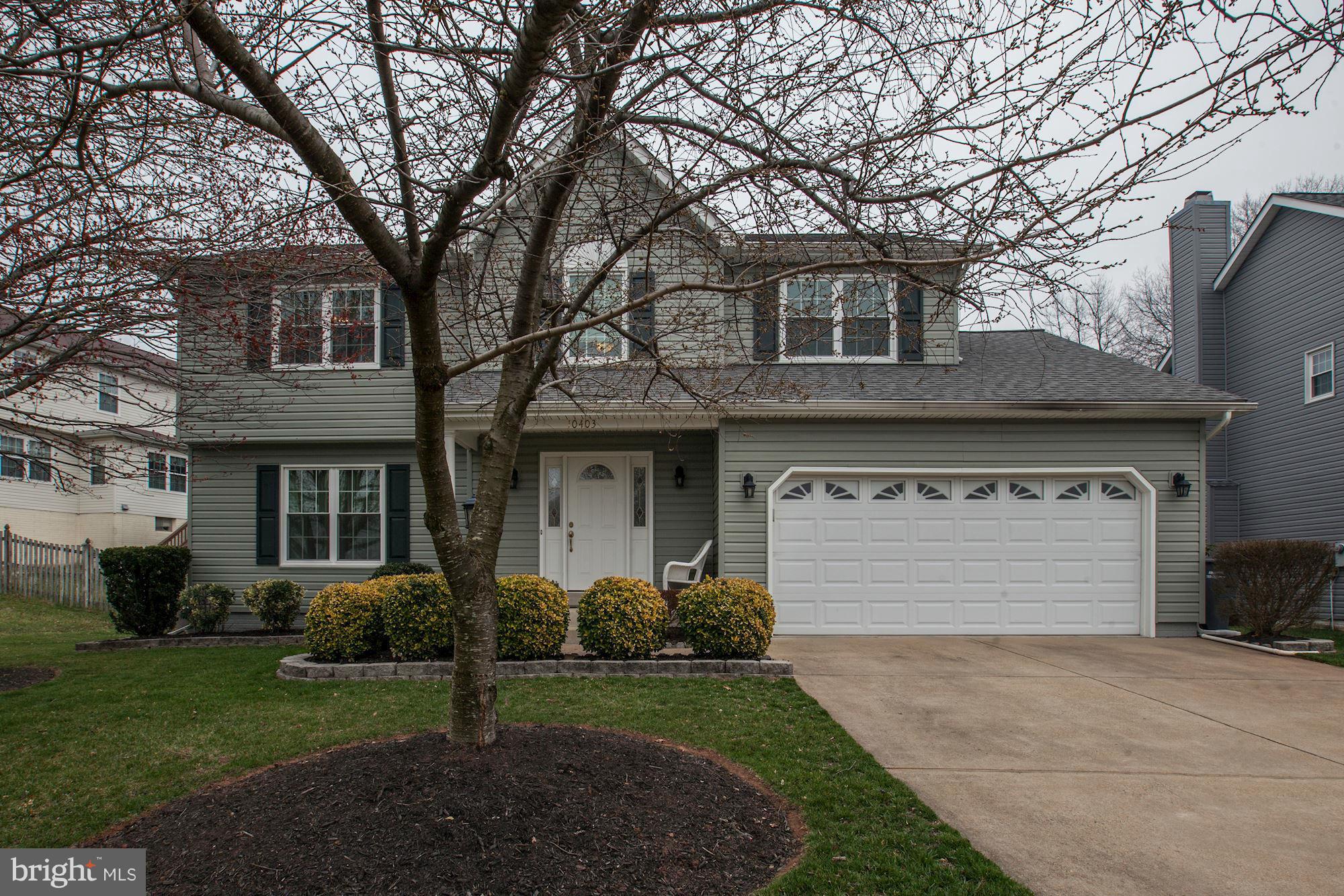 10403 Labrador Loop Manassas, VA 20112 - Photo 2 of 29 Exterior (Front)