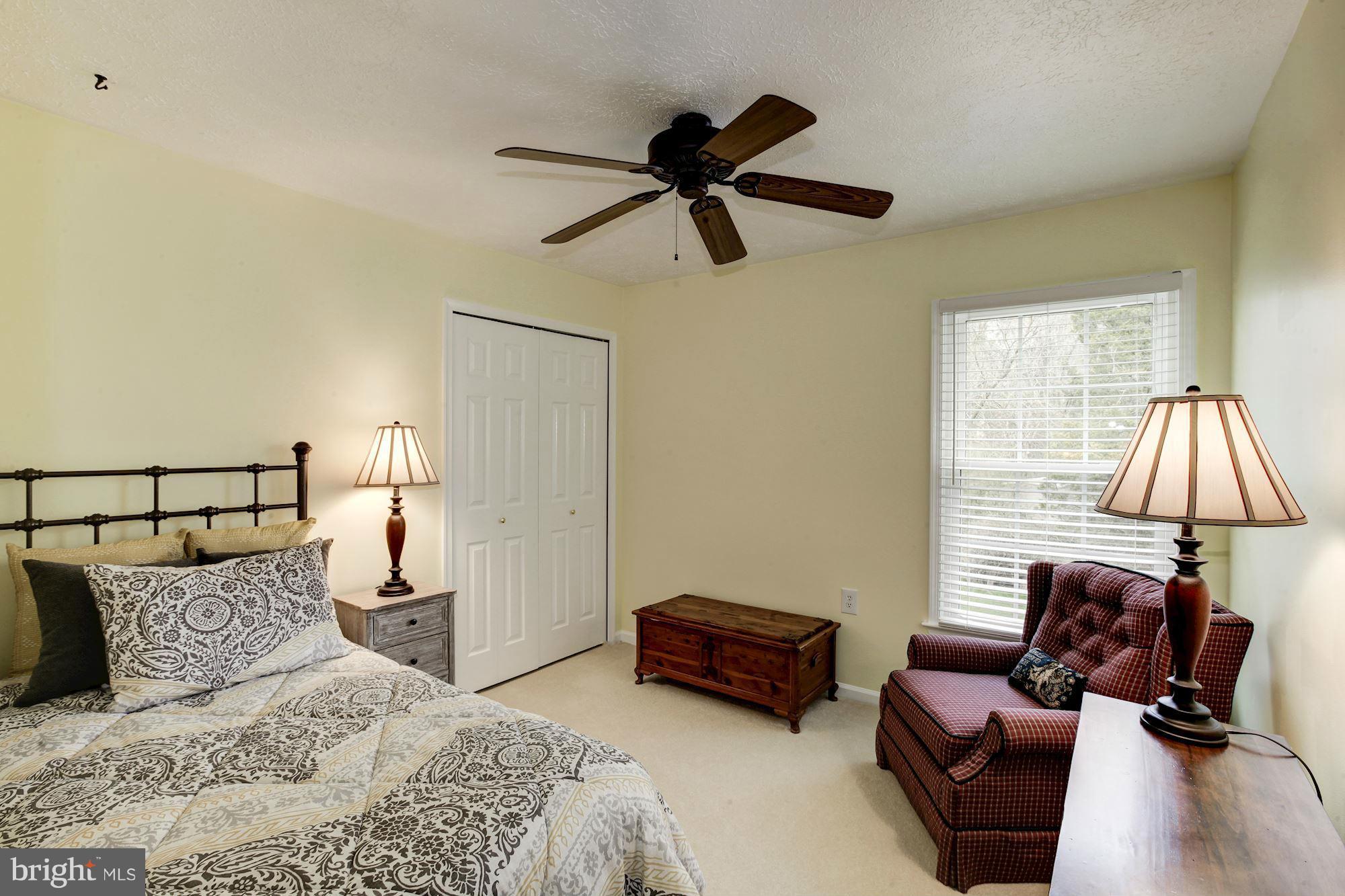 10403 Labrador Loop Manassas, VA 20112 - Photo 22 of 29 Bedroom