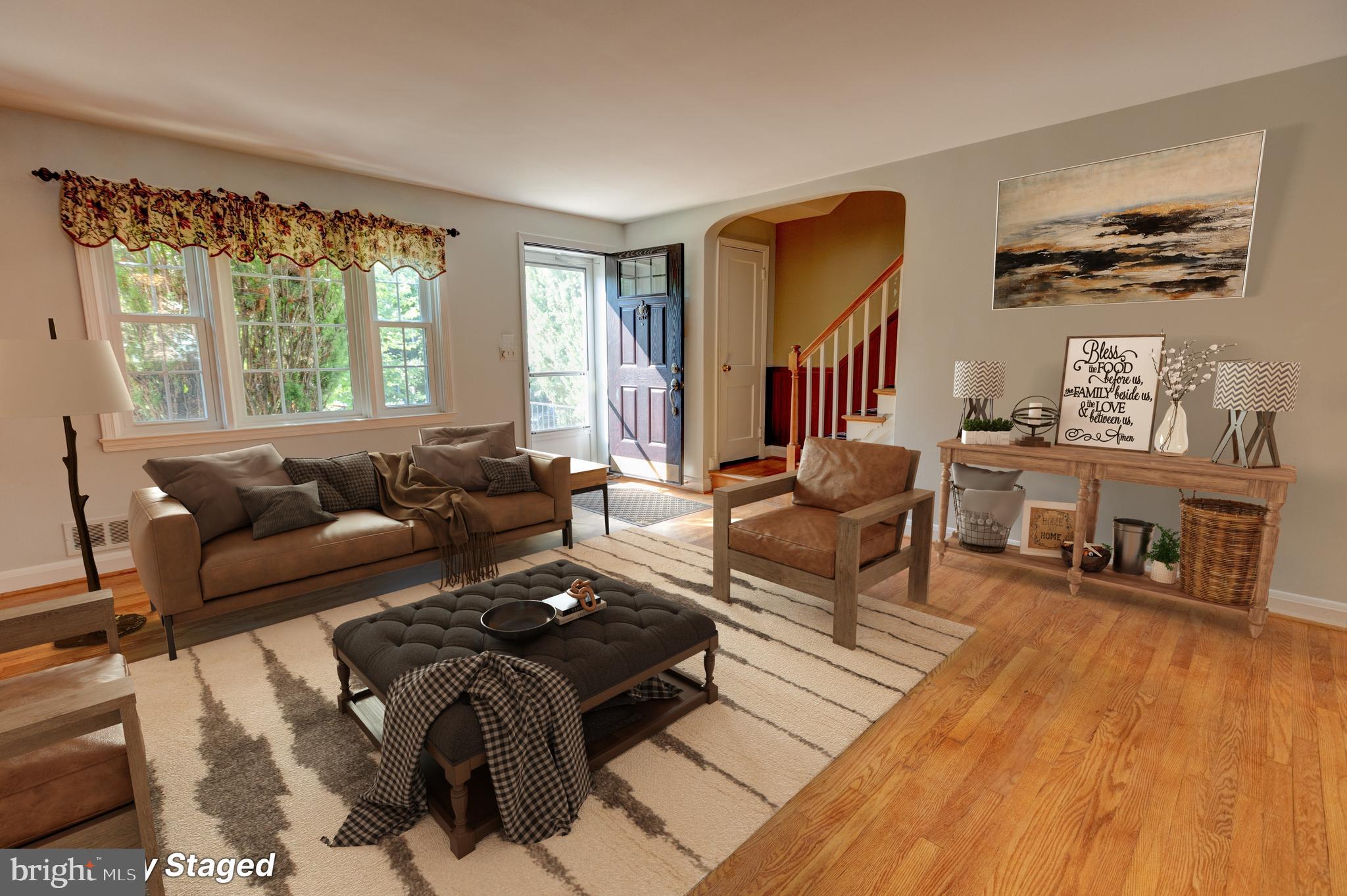 134 Brandon Road Baltimore, MD 21212 - Photo 3 of 26 Virtually staged living room