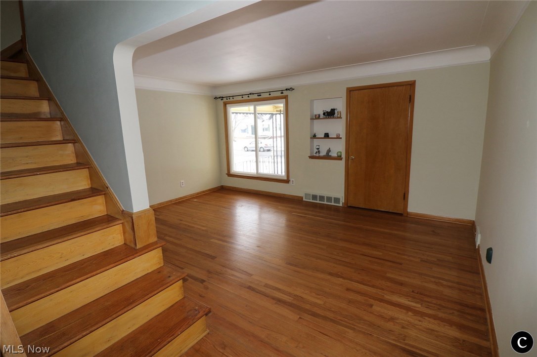 6442 Keltonshire Road Parma, OH 44129 - Photo 4 of 22 Gallery Image 4