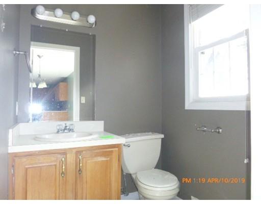 38 Rawson Road Webster, MA 01570 - Photo 12 of 21 Gallery Image 12