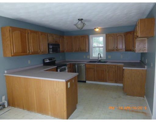 38 Rawson Road Webster, MA 01570 - Photo 5 of 21 Gallery Image 5