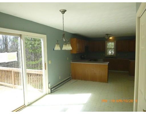 38 Rawson Road Webster, MA 01570 - Photo 8 of 21 Gallery Image 8