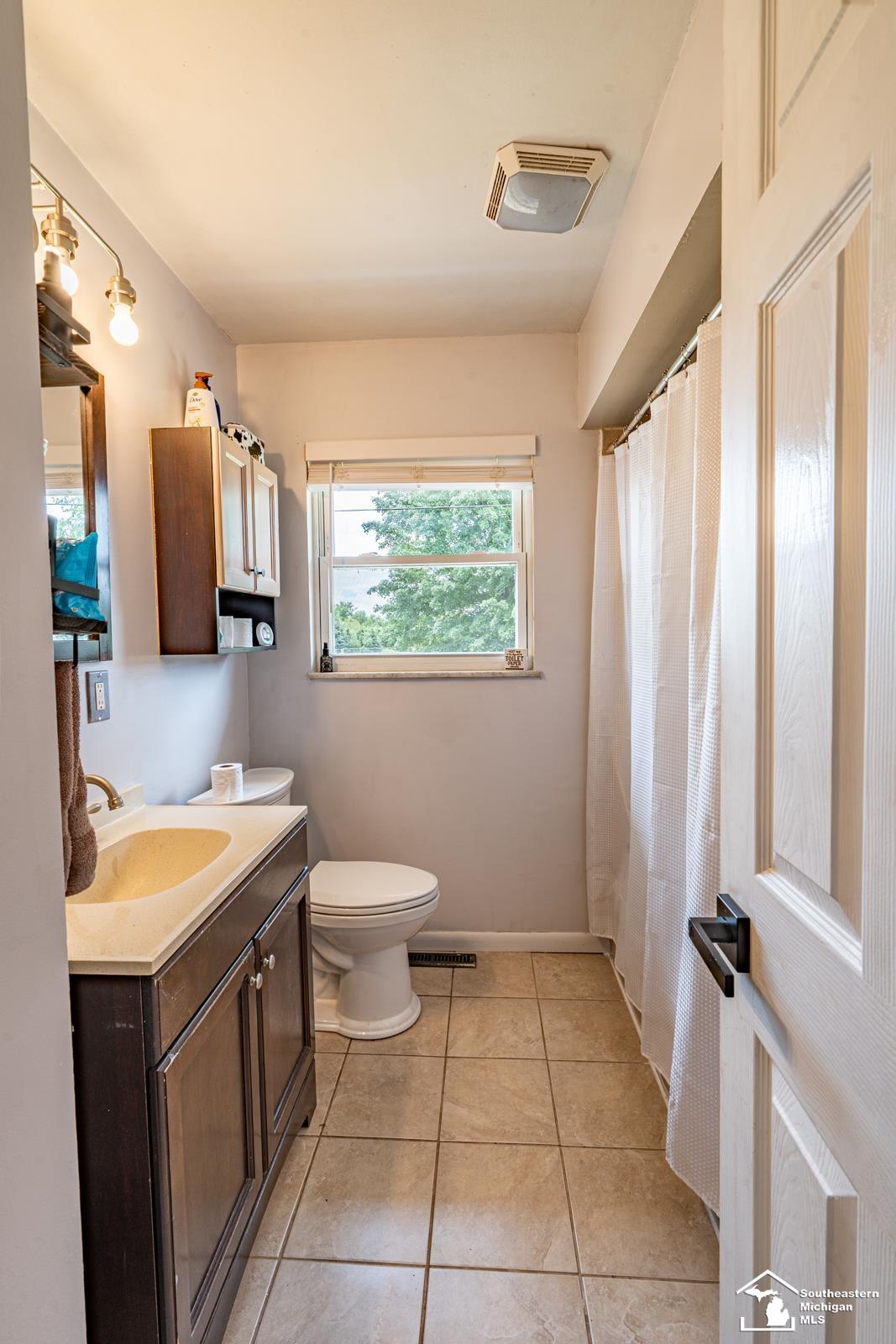 14454 Dixon Road Dundee, MI 48131 - Photo 18 of 33