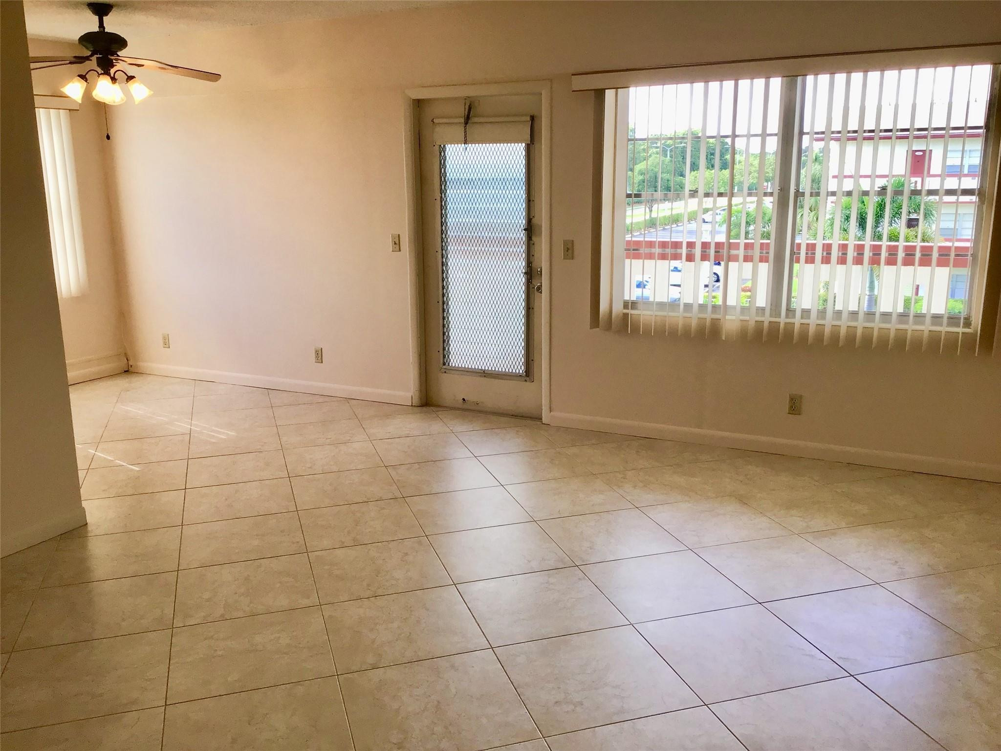 336 Brighton H, Unit 336 Boca Raton, FL 33434 - Photo 9 of 32 Photo 9