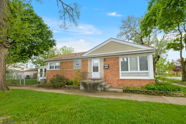 $3,400 | 7240 13th Street, Forest Park, IL 60130