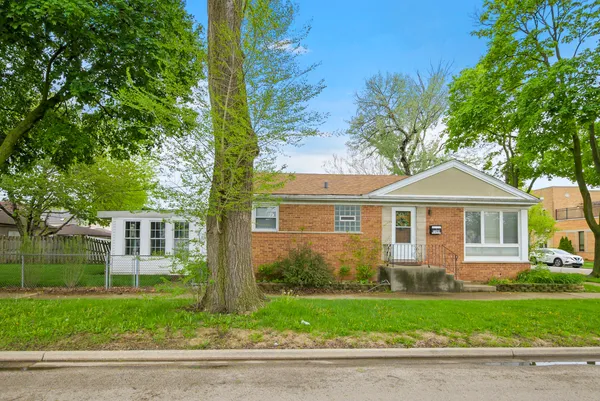 $3,400 | 7240 13th Street, Forest Park, IL 60130