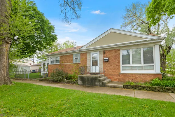 $3,400 | 7240 13th Street, Forest Park, IL 60130