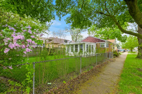$3,400 | 7240 13th Street, Forest Park, IL 60130