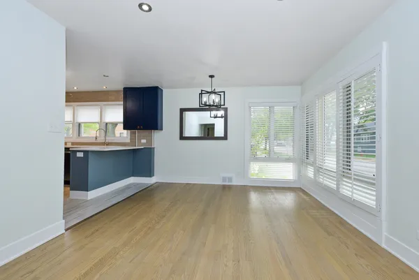 $3,400 | 7240 13th Street, Forest Park, IL 60130