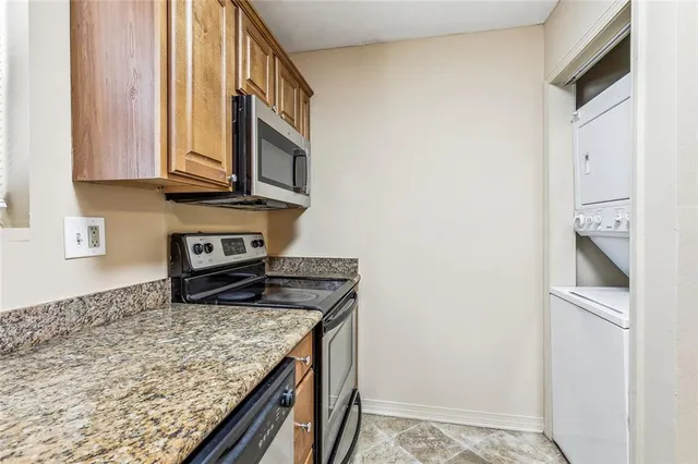 $1,300 | 6622 Fleur De Lis Drive, Unit 4, New Orleans, LA 70124