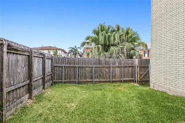 $1,300 | 6622 Fleur De Lis Drive, Unit 4, New Orleans, LA 70124