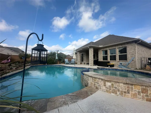 $399,990 | 12010 Talmadge Reach Drive, Humble, TX 77346