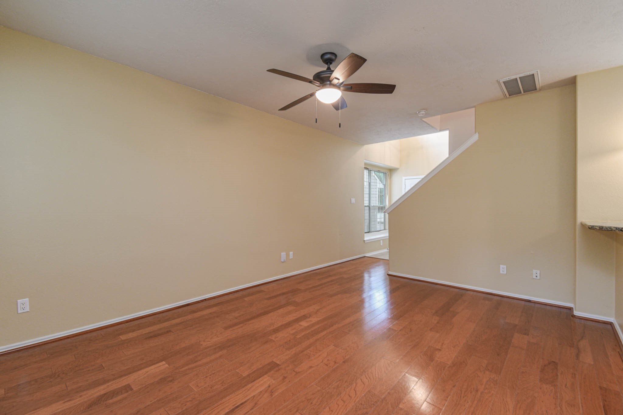 213 Summerhaze Circle Spring, TX 77382 - Photo 7 of 32