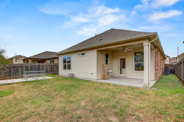 $376,000 | 1716 Arial Drive, Austin, TX 78753