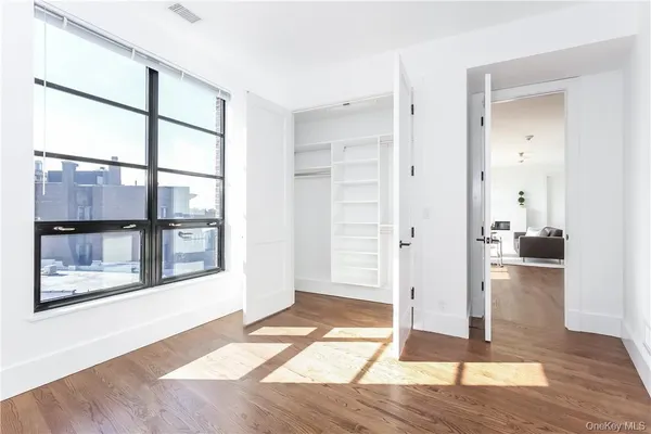 $7,450 | 108 Mamaroneck Avenue, Unit 201, Mamaroneck, NY 10543