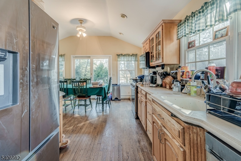 302 Oak Ridge Road West Milford, NJ 07438 - Photo 11 of 30