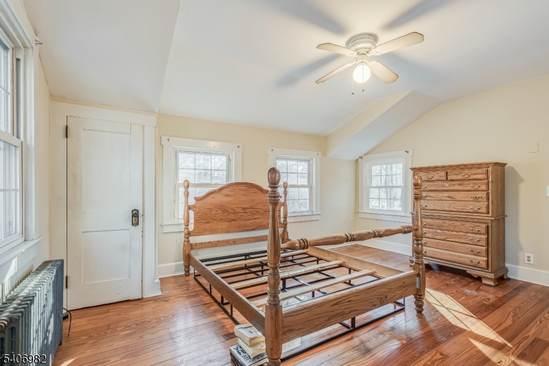 302 Oak Ridge Road West Milford, NJ 07438 - Photo 18 of 30