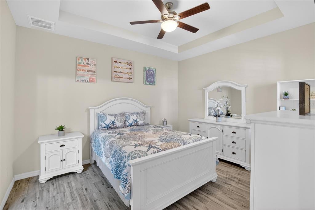 5601 Kingsley Corner Way Lithia, FL 33547 - Photo 16 of 62