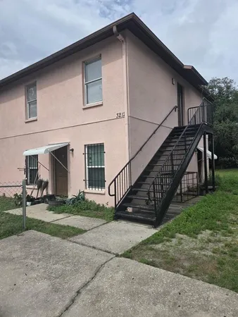 $1,900 | 3212 North 50th Street, Unit B, Tampa, FL 33605