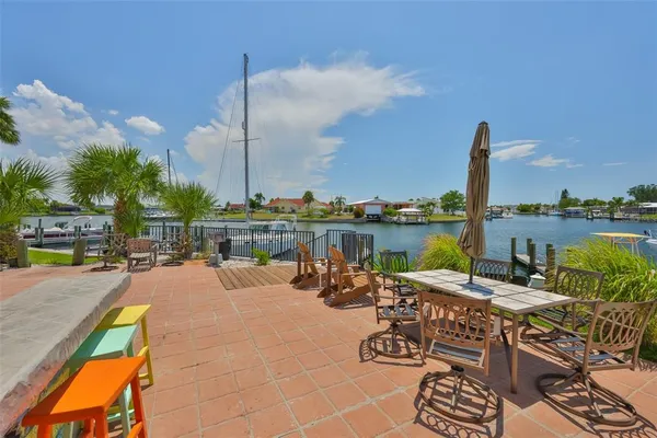 $2,100 | 1028 Apollo Beach Boulevard, Unit 8, Apollo Beach, FL 33572