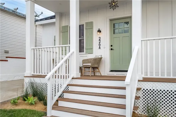 $1,400,000 | 226 Arena Street, El Segundo, CA 90245