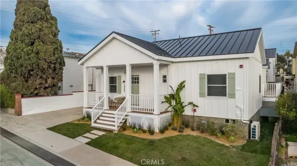 $1,400,000 | 226 Arena Street, El Segundo, CA 90245