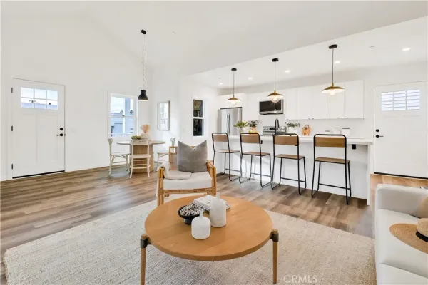 $1,400,000 | 226 Arena Street, El Segundo, CA 90245