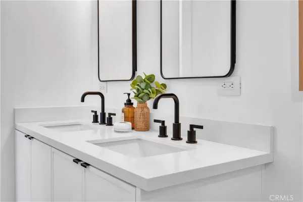 $1,400,000 | 226 Arena Street, El Segundo, CA 90245