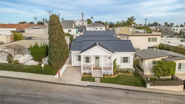 $1,400,000 | 226 Arena Street, El Segundo, CA 90245