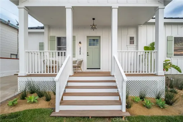 $1,400,000 | 226 Arena Street, El Segundo, CA 90245