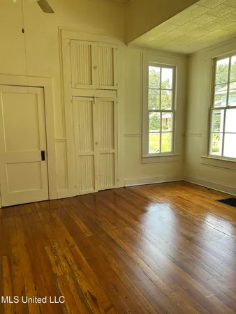 $97,500 | 341 West Congress Street, Brookhaven, MS 39601