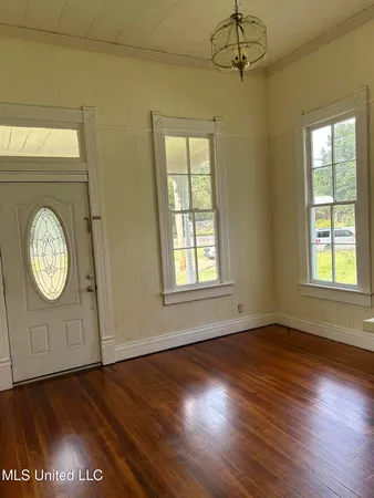 $97,500 | 341 West Congress Street, Brookhaven, MS 39601