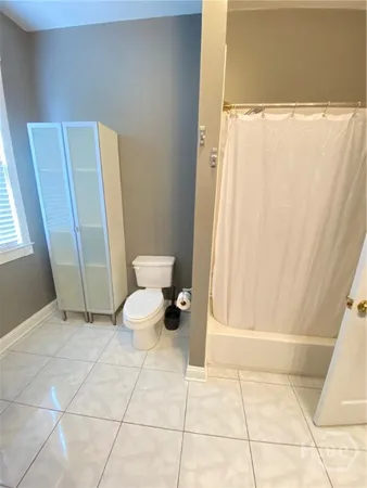 $2,400 | 503 Blair Street, Savannah, GA 31401