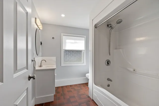 $3,000 | 82 R Cedar Street, Wenham, MA 01984