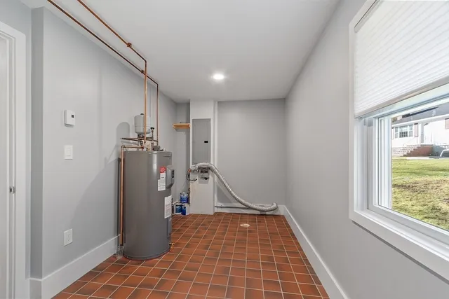 $3,000 | 82 R Cedar Street, Wenham, MA 01984