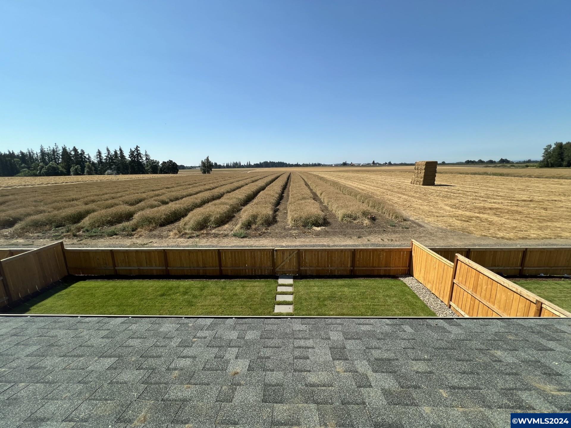 11231 Blueberry Loop Donald, OR 97020 - Photo 12 of 18