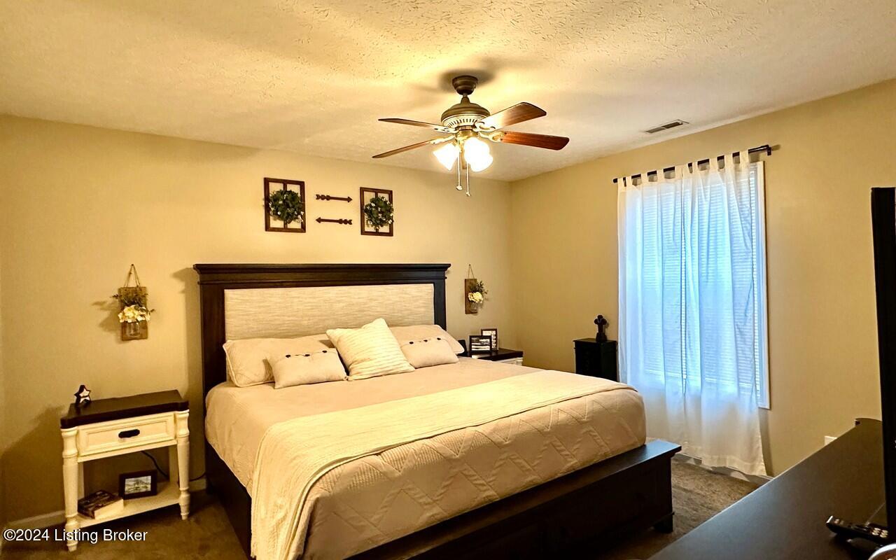 559 Grant Road Leitchfield, KY 42754 - Photo 26 of 57 Primary Bedroom