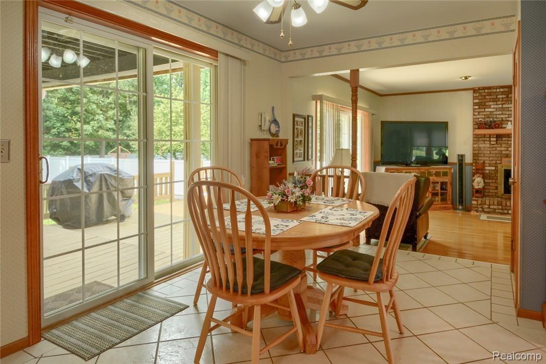 1046 South Gale Road Davison, MI 48423 - Photo 27 of 54 DSC_0349-HDR(3).jpg