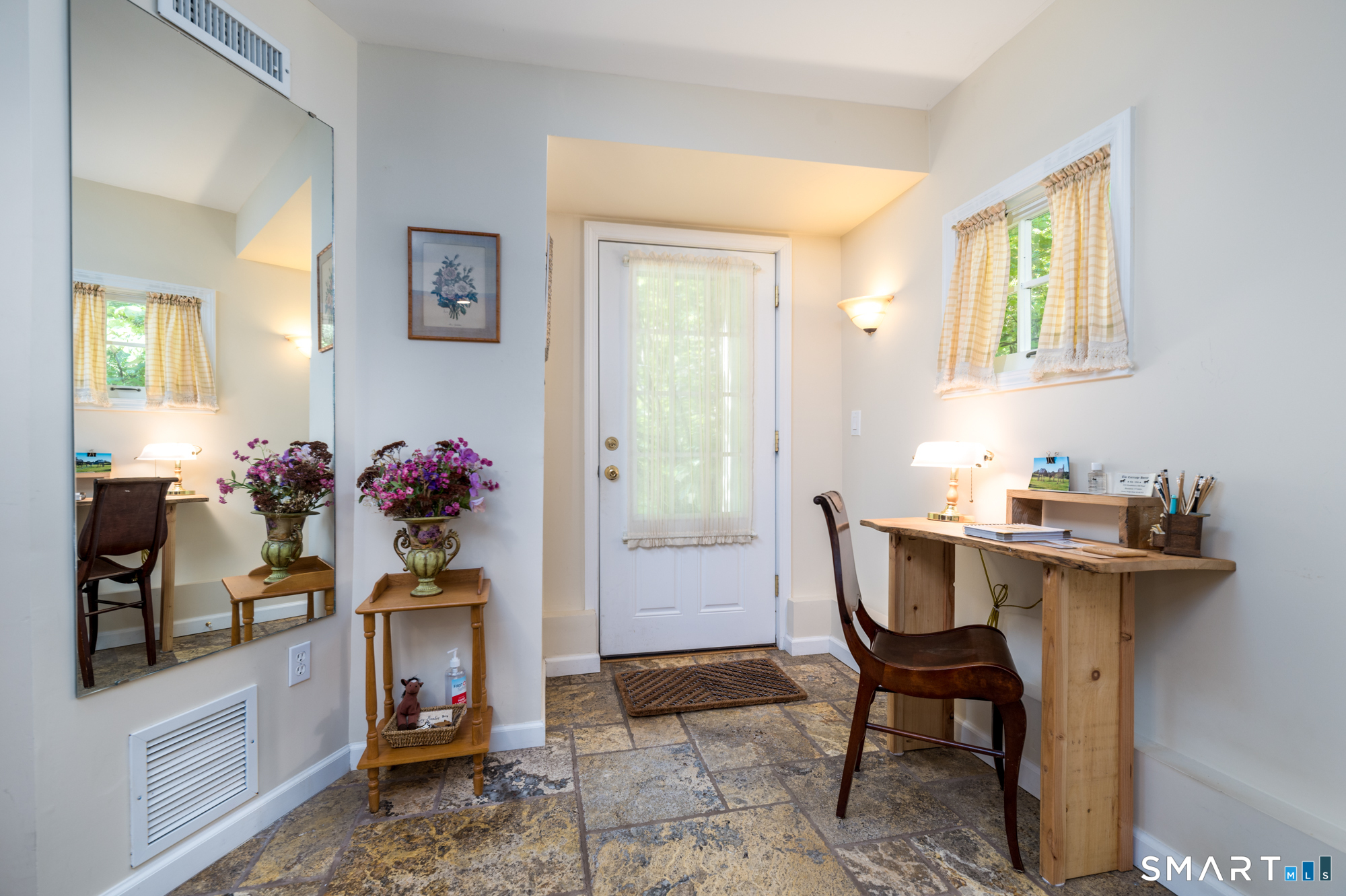53 Huckleberry Hill Road Brookfield, CT 06804 - Photo 2 of 18