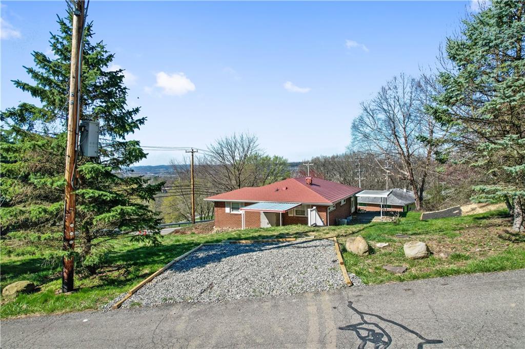 953 Forsythe Road Carnegie, PA 15106 - Photo 23 of 25 Gallery Image 23