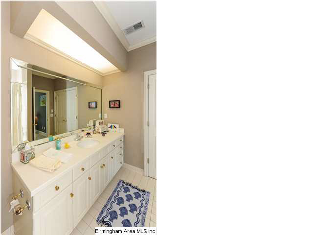 2 Country Club Terrace, Unit 2 Birmingham, AL 35213 - Photo 19 of 28