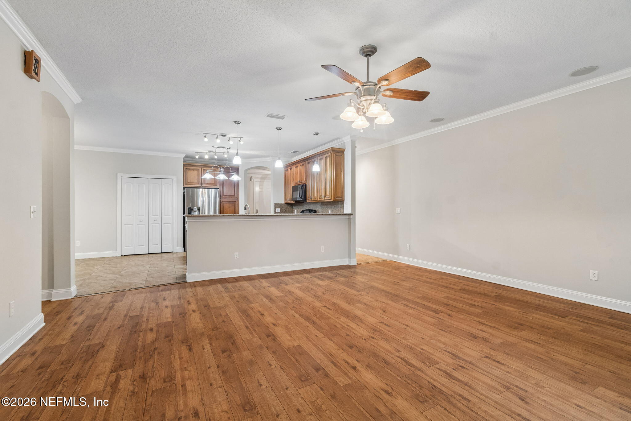 18098 Wells Road Jacksonville, FL 32234 - Photo 34 of 93 Living Room