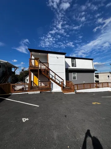 $2,600 | 12 Nashua Street, Unit 3, Fitchburg, MA 01420