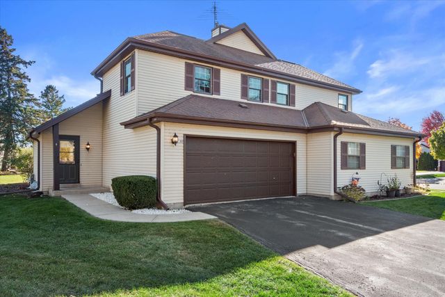$239,000 | 8196 Forest Hills Circle, Franklin, WI 53132