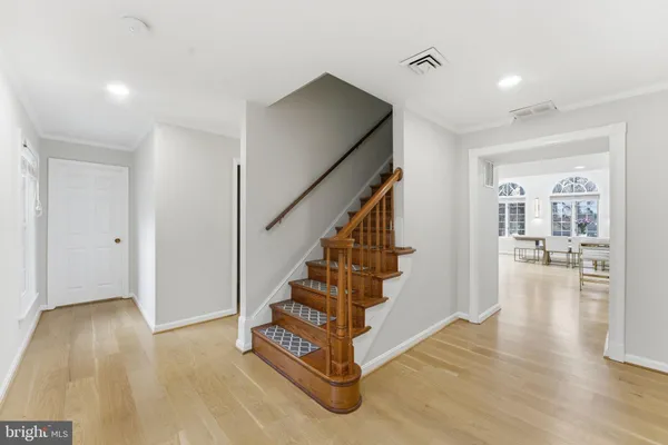 $2,300,000 | 7327 Westerly Lane, McLean, VA 22101