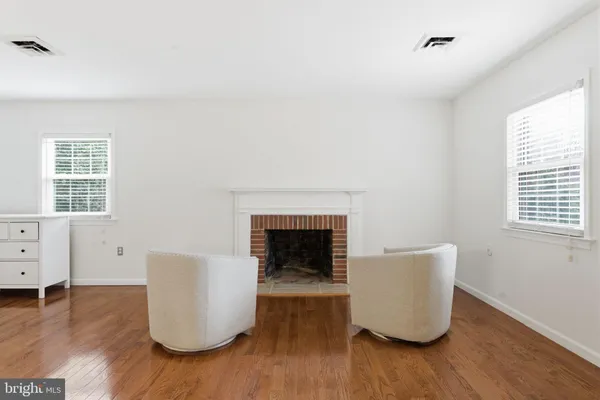 $2,300,000 | 7327 Westerly Lane, McLean, VA 22101