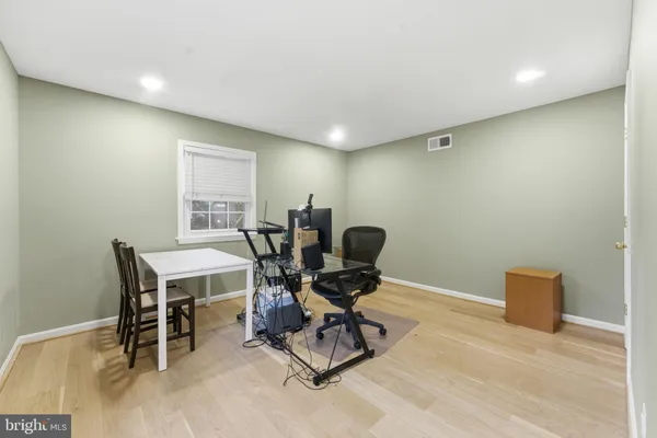 $2,300,000 | 7327 Westerly Lane, McLean, VA 22101
