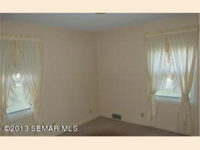 223 21st Street Southwest Rochester, MN 55902 - Photo 14 of 32