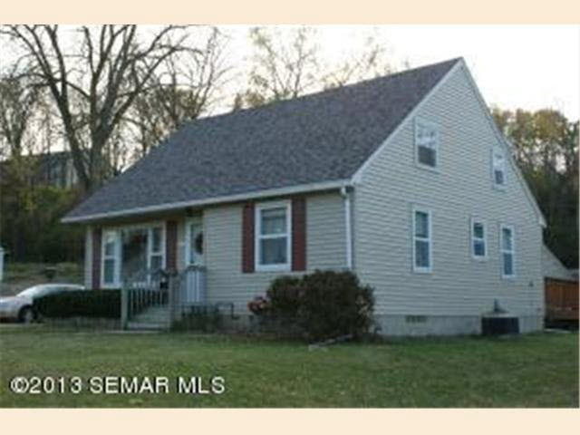 223 21st Street Southwest Rochester, MN 55902 - Photo 4 of 32